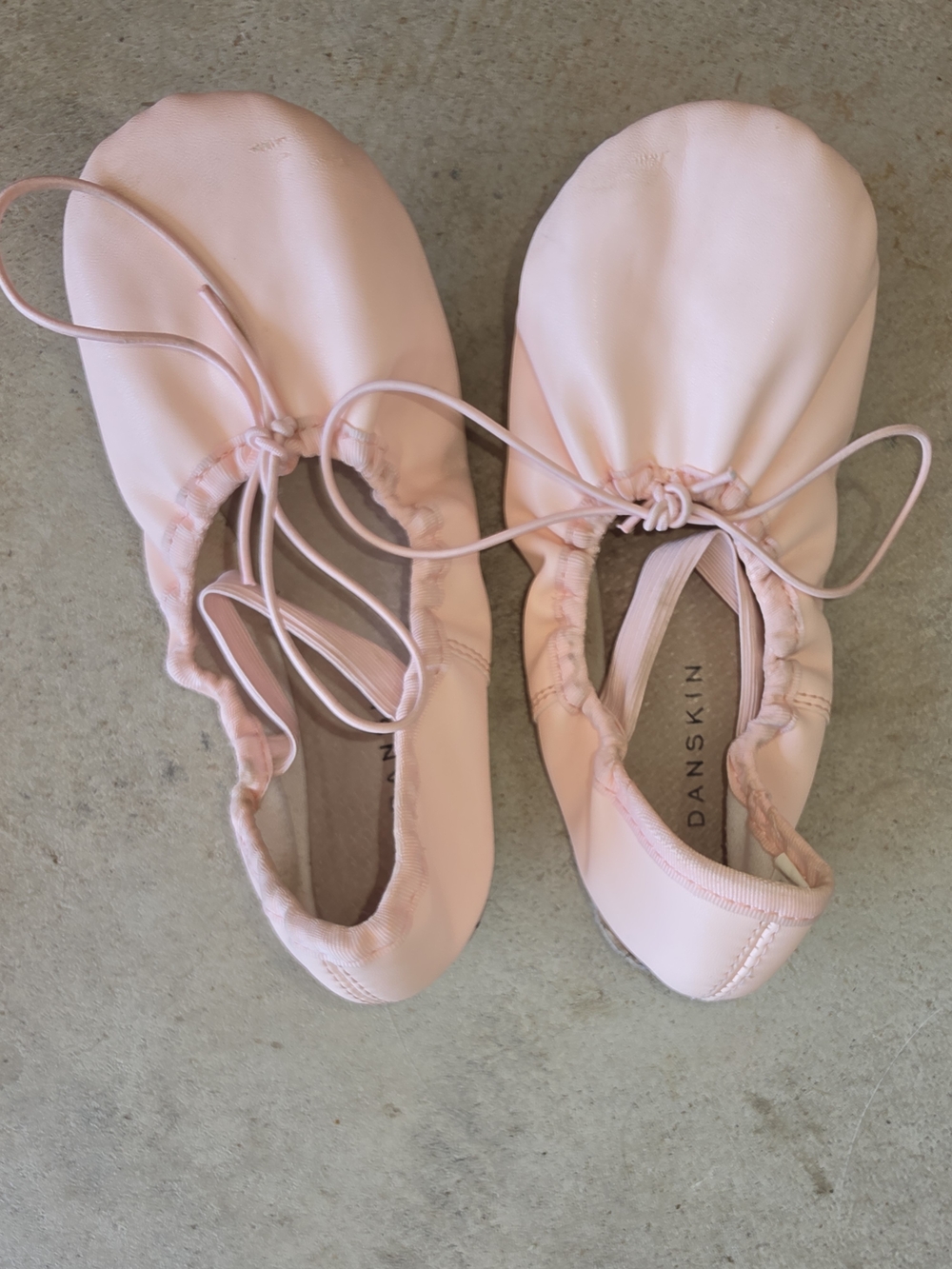 Danskin Kids Pink Ballet Slippers